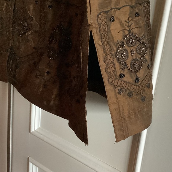Chico’s Design 100% Silk Embroidery Blazer Jacket Size 2 (Large) Brown Beaded - Picture 8 of 9